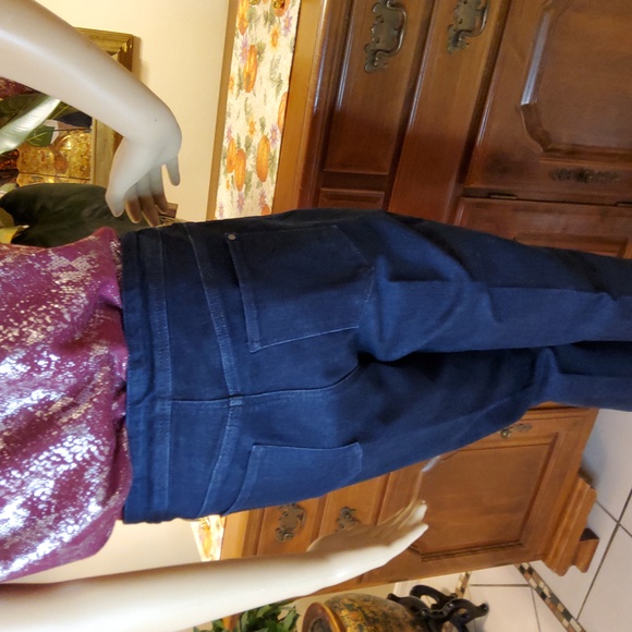 Chico's Perfect Stretch Girlfriend Slim Leg Ankle Jeans - Picture 7 of 13